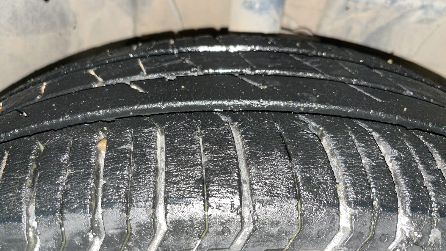 Used 2021 Tata Punch Pure MT Petrol Manual tyres RIGHT FRONT TYRE TREAD VIEW