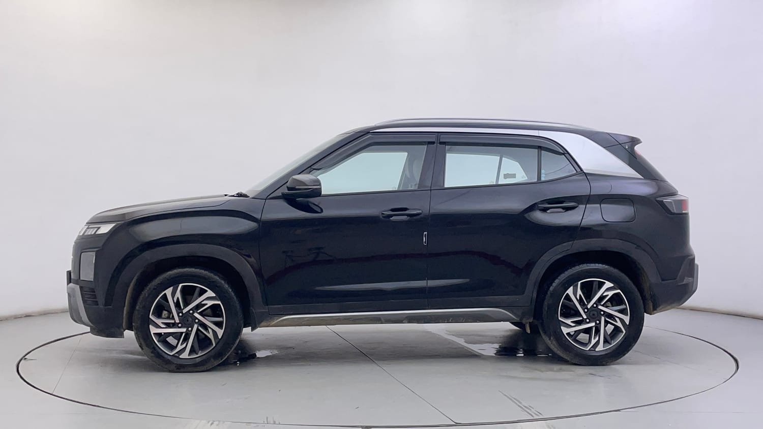 Used 2024 Hyundai Creta 1.5 MPi Petrol MT S Petrol Manual exterior LEFT SIDE VIEW