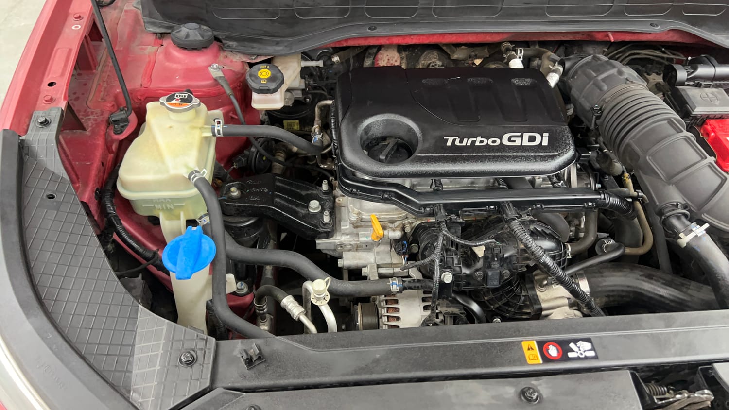 Used 2020 Hyundai Venue SX Plus 1.0 Turbo DCT Petrol Automatic engine ENGINE RIGHT SIDE VIEW