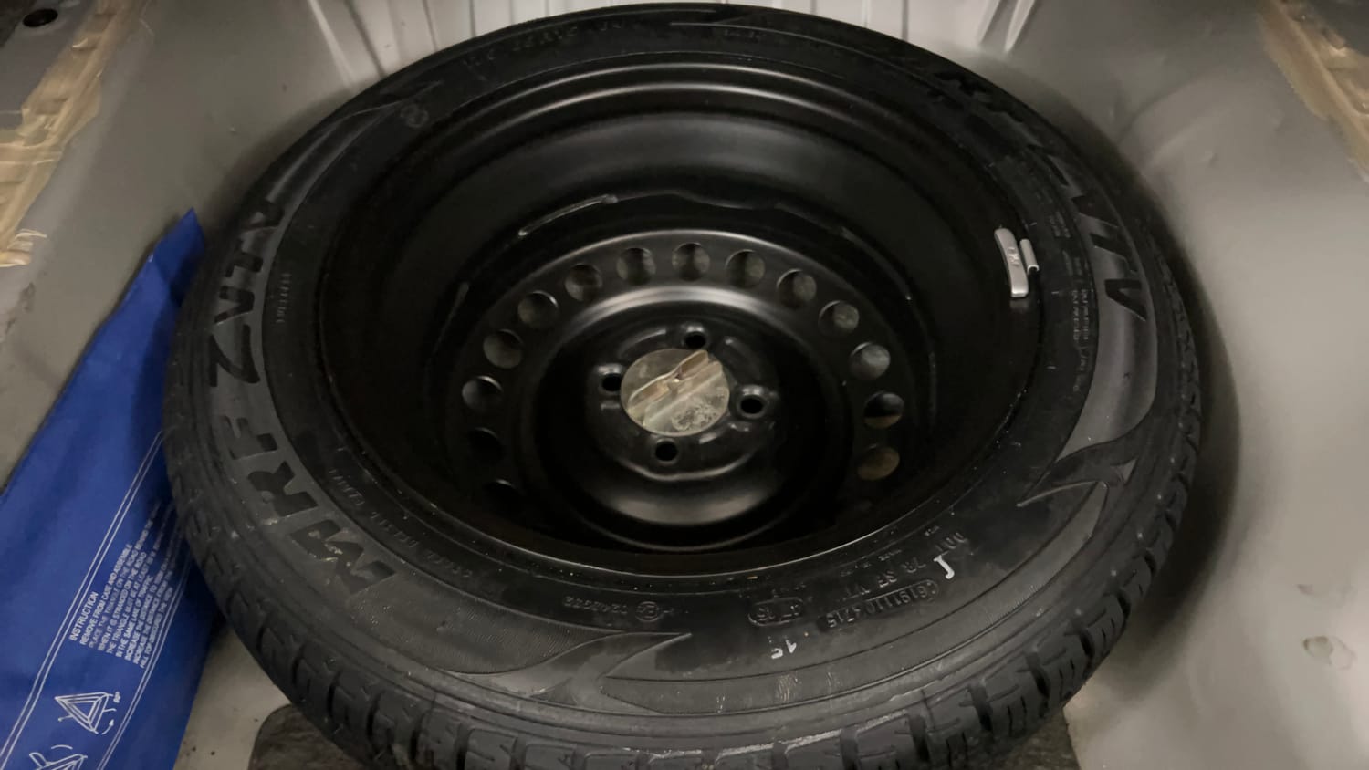 Used 2016 Honda City V Petrol Manual tyres SPARE TYRE VIEW