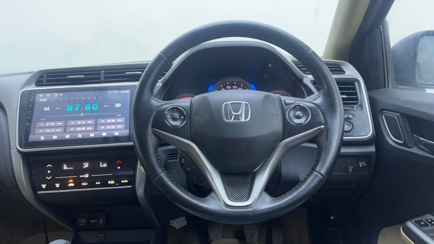 Used 2017 Honda City ZX Diesel Diesel Manual interior STEERING VIEW