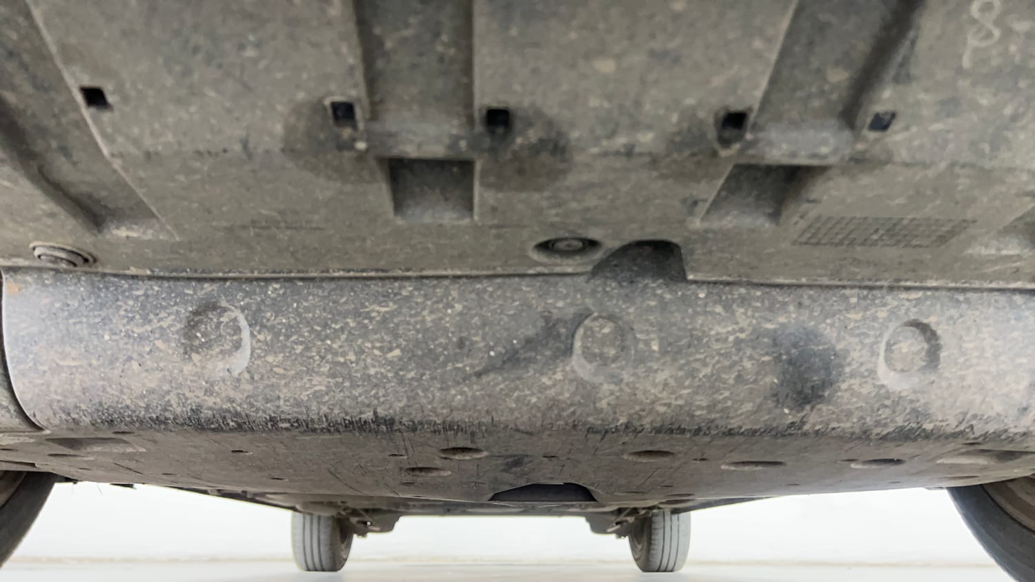 Used 2022 Honda City V Petrol Petrol Manual extra FRONT LEFT UNDERBODY VIEW