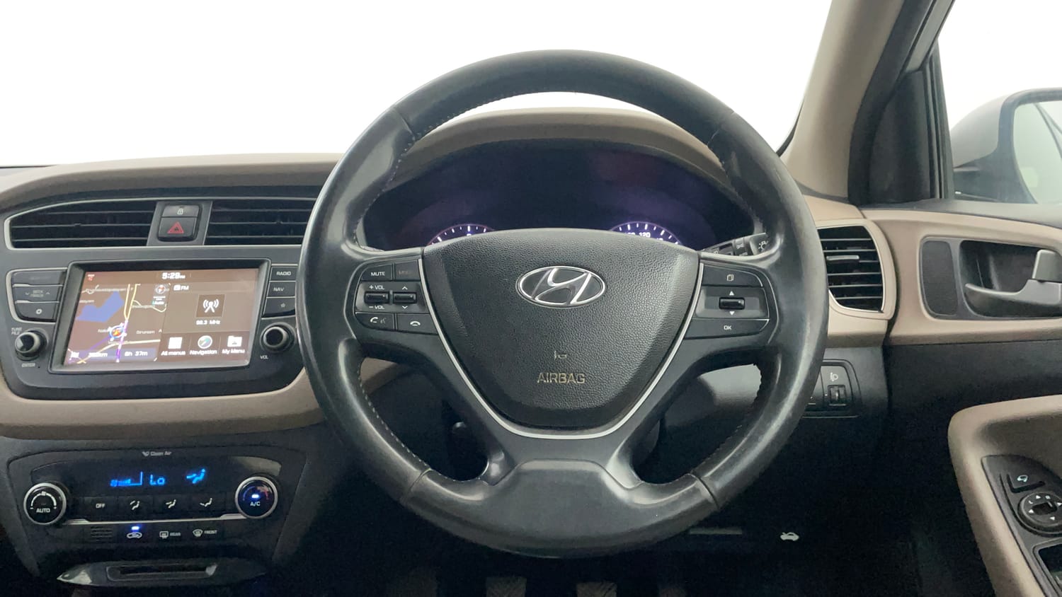 Used 2018 Hyundai Elite i20 Asta 1.4 CRDI Diesel Manual interior STEERING VIEW