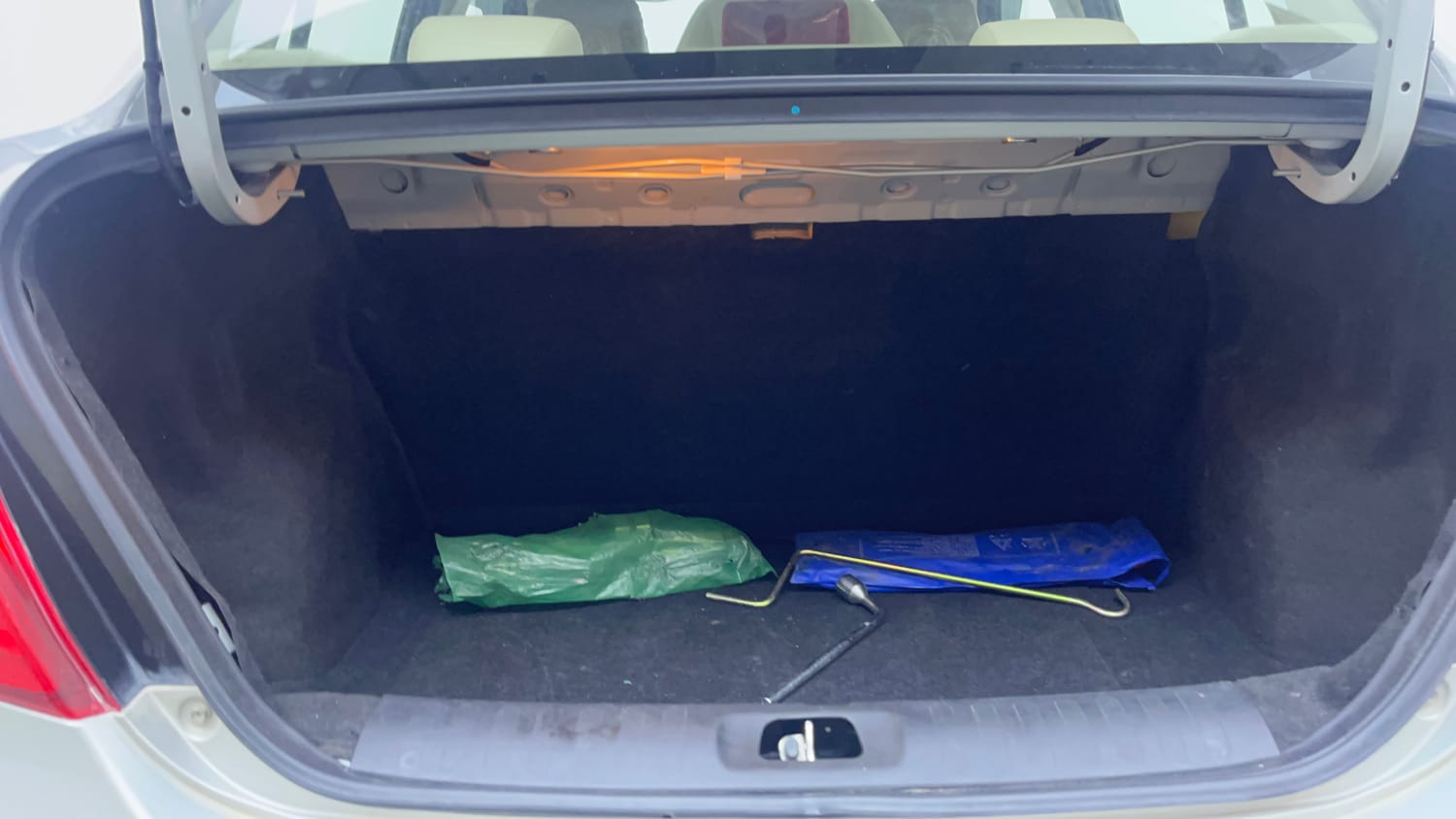 Used 2014 Maruti Suzuki Swift Dzire VXI Petrol Manual interior DICKY INSIDE VIEW