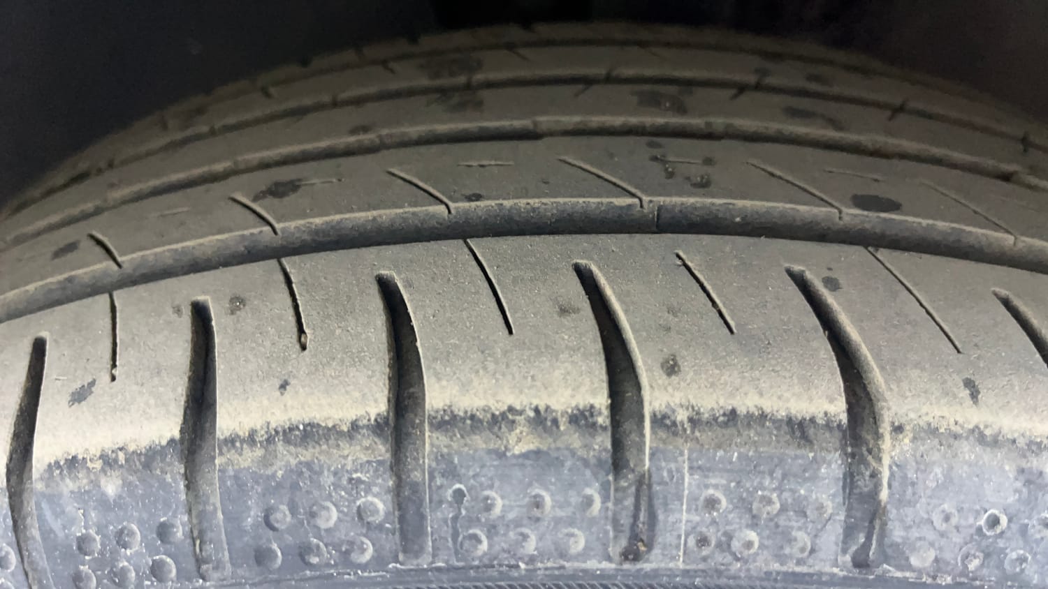 Used 2021 Volkswagen Polo Trendline 1.0L MPI Petrol Manual tyres LEFT FRONT TYRE TREAD VIEW