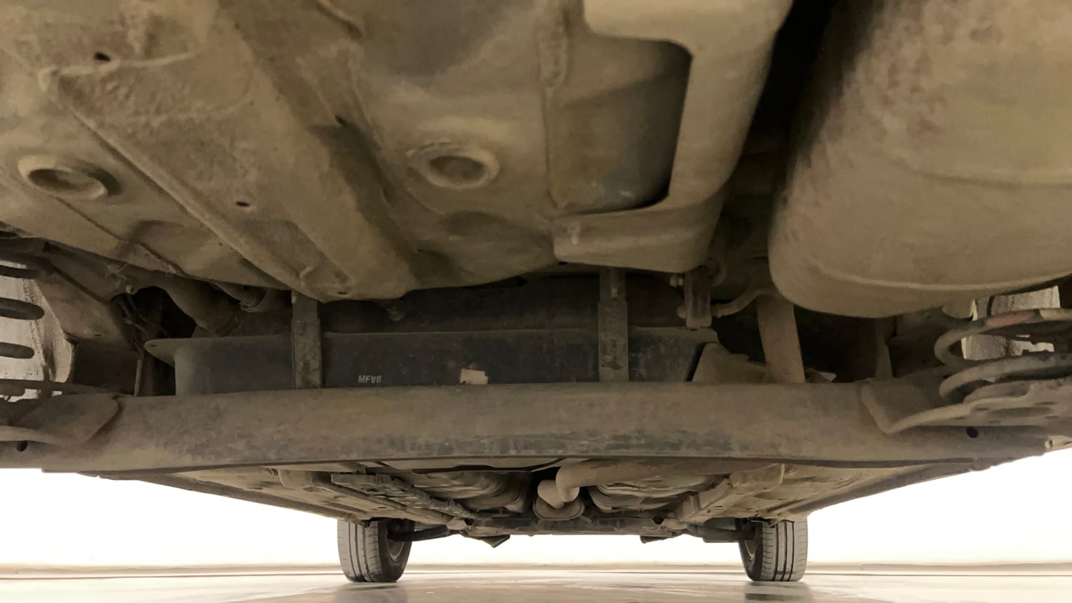 Used 2018 Hyundai Xcent SX 1.1 CRDi Diesel Manual extra REAR UNDERBODY VIEW (TAKEN FROM REAR)