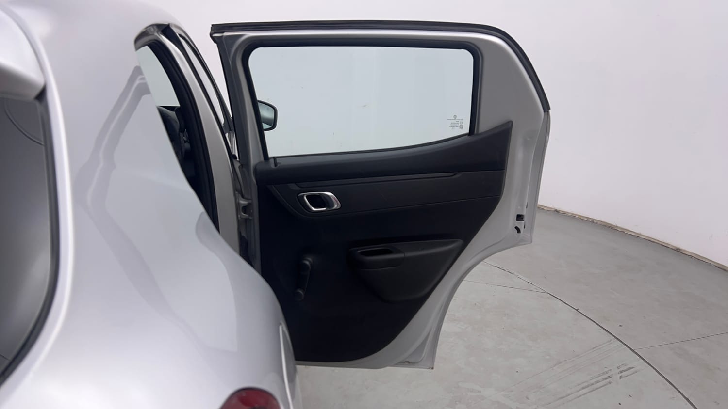 Used 2020 Renault Kwid RXT (O) 1.0 SCE Edition Petrol Manual interior RIGHT REAR DOOR OPEN VIEW