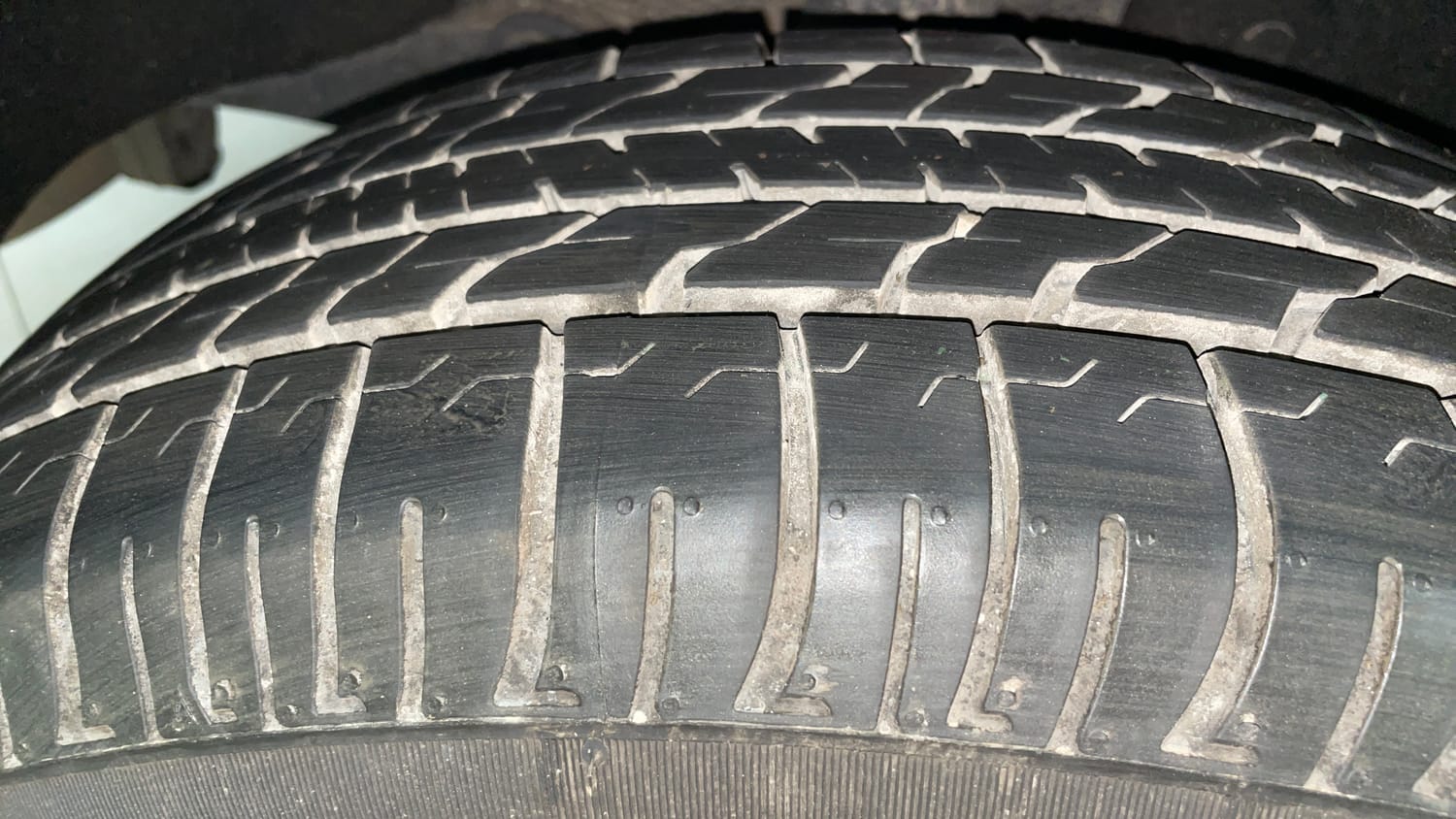 Used 2020 Hyundai Creta SX 1.6 Petrol Petrol Manual tyres RIGHT REAR TYRE TREAD VIEW