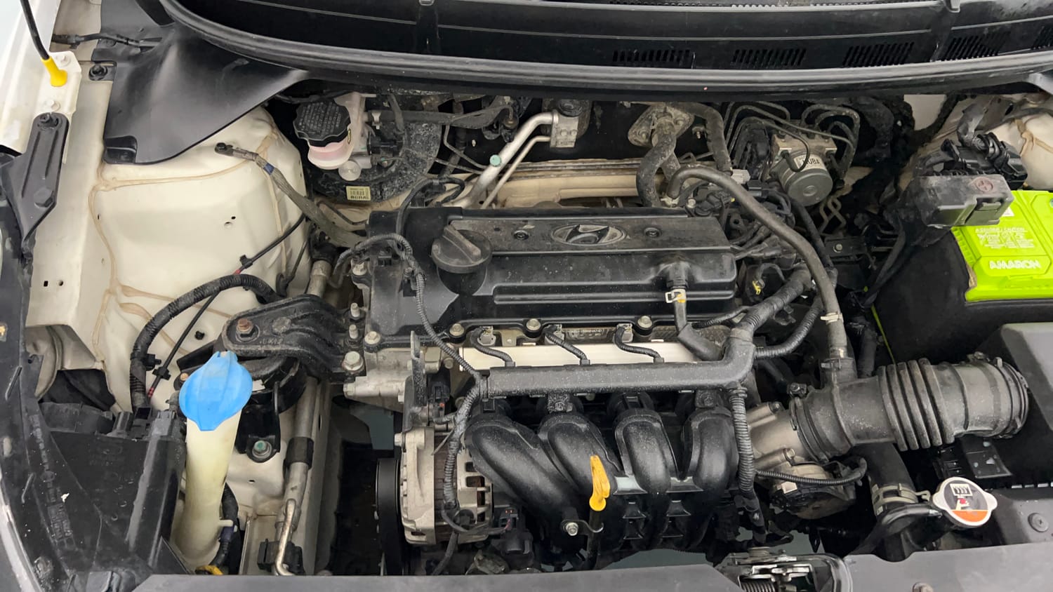 Used 2015 Hyundai Elite i20 Asta 1.2 Petrol Manual engine ENGINE RIGHT SIDE VIEW