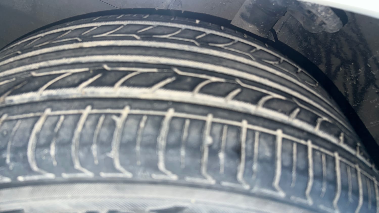 Used 2019 Toyota Corolla Altis GL Petrol Petrol Manual tyres LEFT FRONT TYRE TREAD VIEW