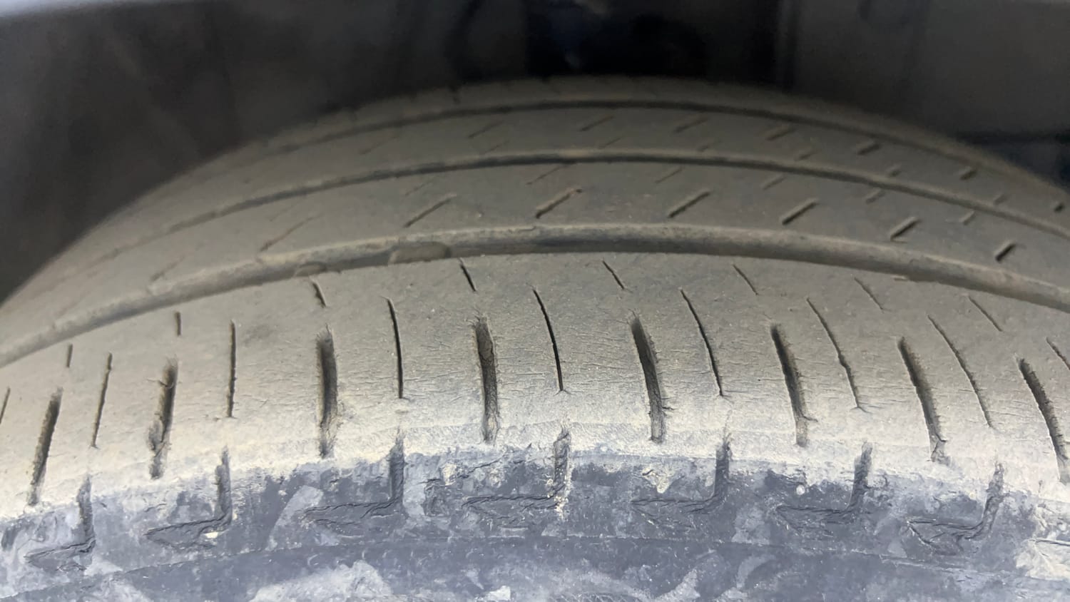 Used 2017 Honda City ZX Diesel Diesel Manual tyres RIGHT FRONT TYRE TREAD VIEW