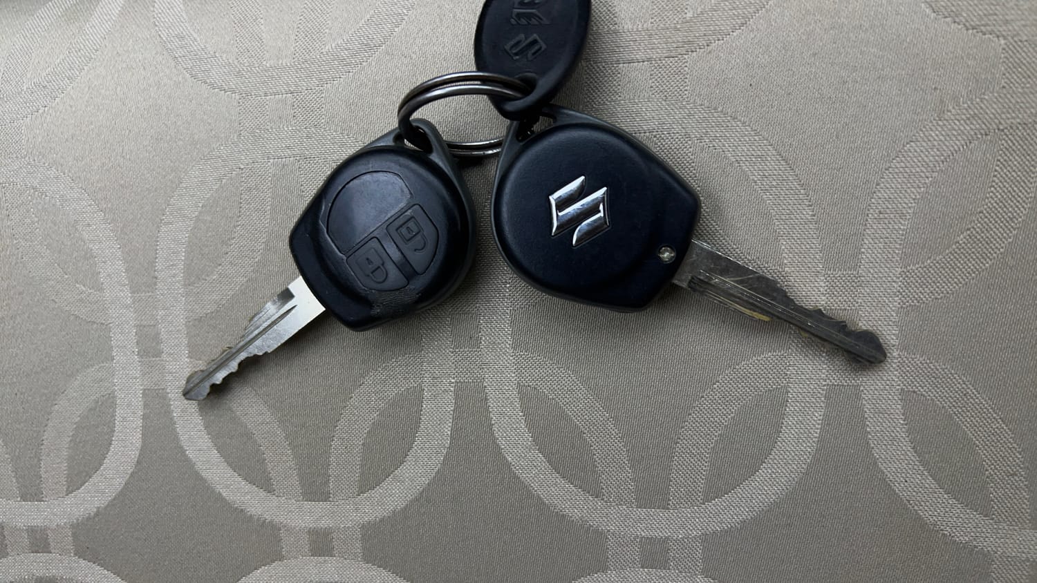 Used 2013 Maruti Suzuki A-Star ZXI Petrol Manual extra CAR KEY VIEW