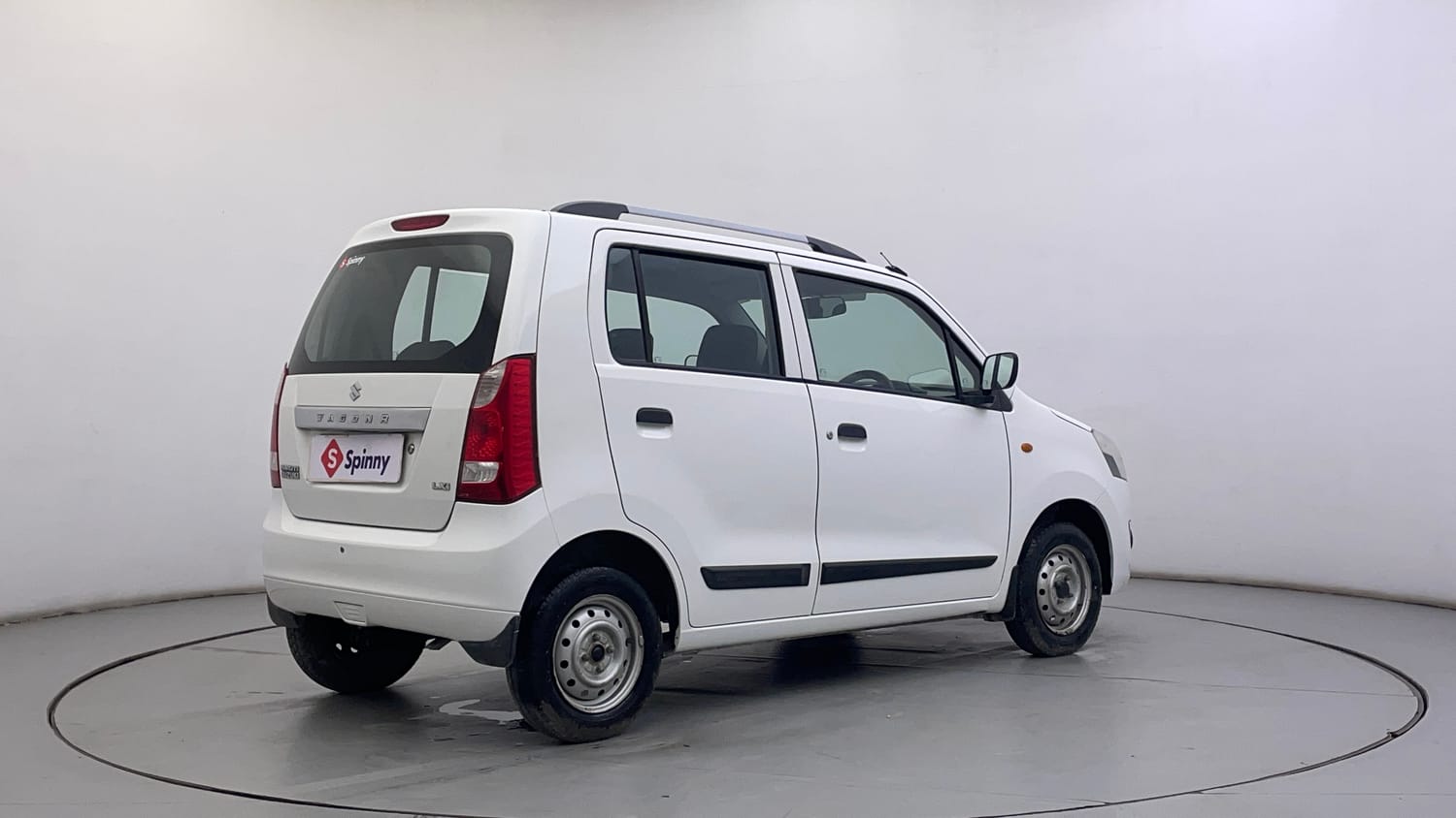 Used 2013 Maruti Suzuki Wagon R LXI Petrol Manual exterior RIGHT REAR CORNER VIEW