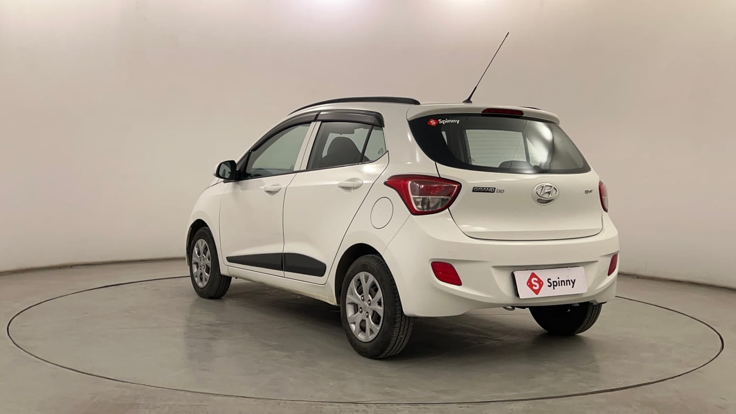 Used 2016 Hyundai Grand i10 Sportz 1.2 Kappa VTVT Petrol Manual exterior LEFT REAR CORNER VIEW