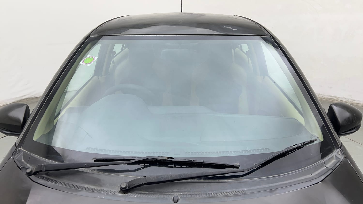 Used 2017 Honda Amaze 1.2 S i-VTEC Petrol Manual exterior FRONT WINDSHIELD VIEW