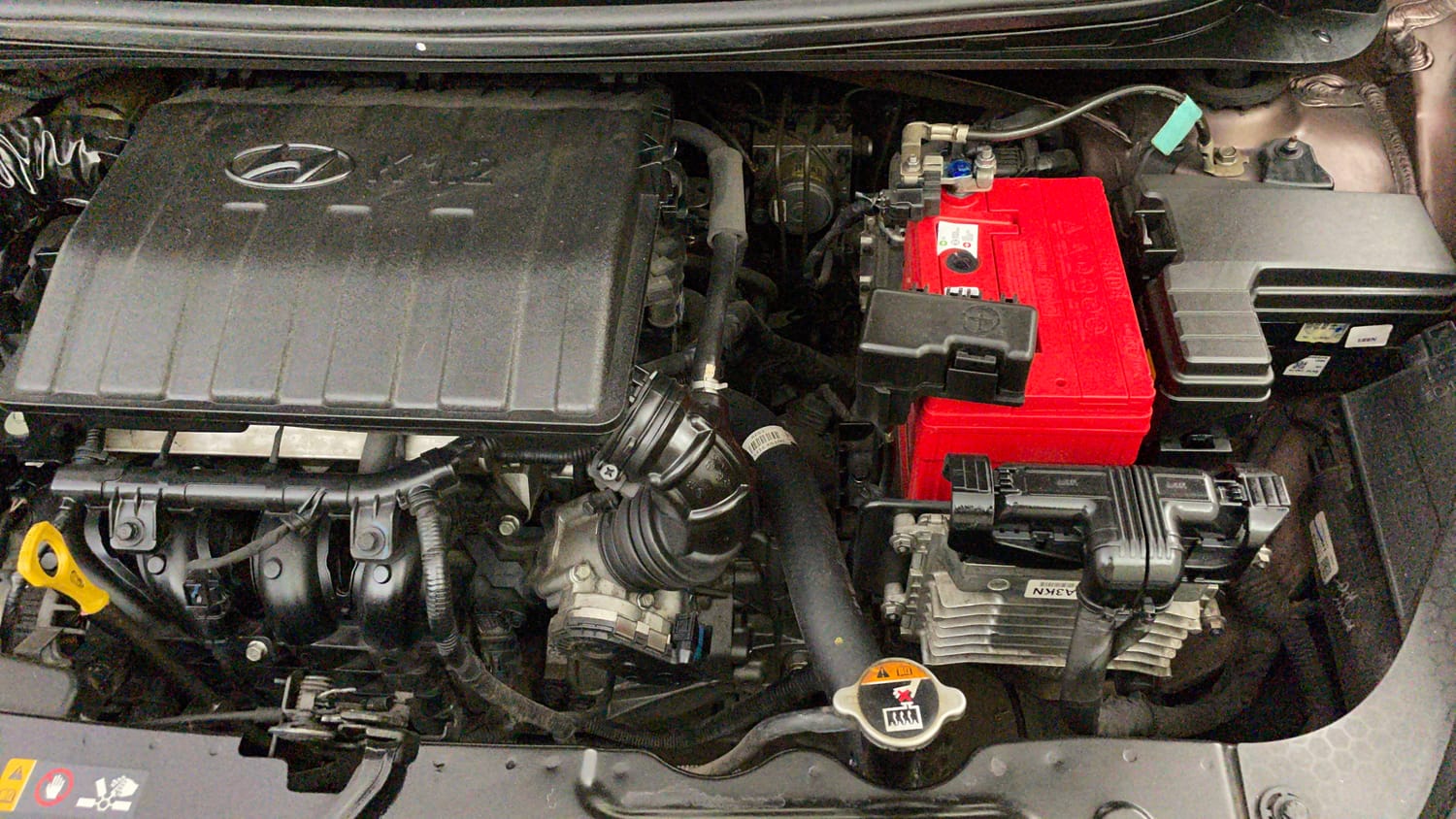 Used 2022 Hyundai Aura SX Plus 1.2 AMT Petrol Petrol Automatic engine ENGINE LEFT SIDE VIEW