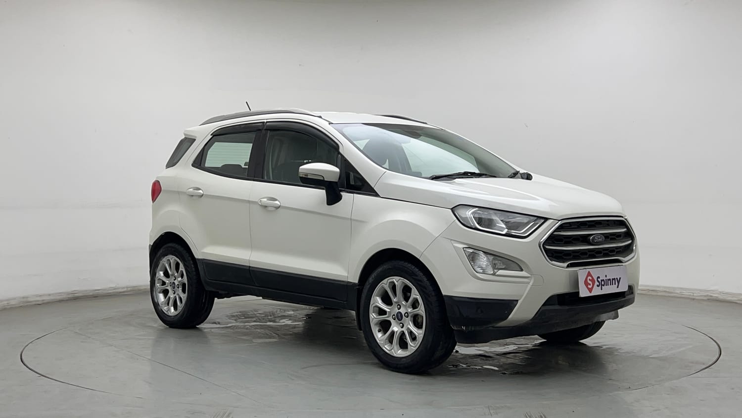 Used 2018 Ford EcoSport Titanium + 1.5L Ti-VCT Petrol Manual exterior RIGHT FRONT CORNER VIEW