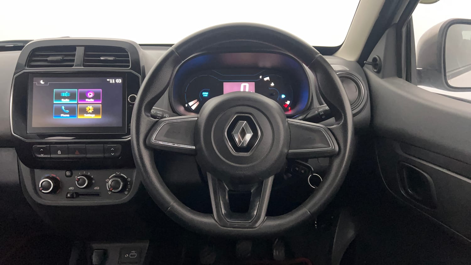 Used 2021 Renault Kwid RXT 1.0 Opt Petrol Manual interior STEERING VIEW