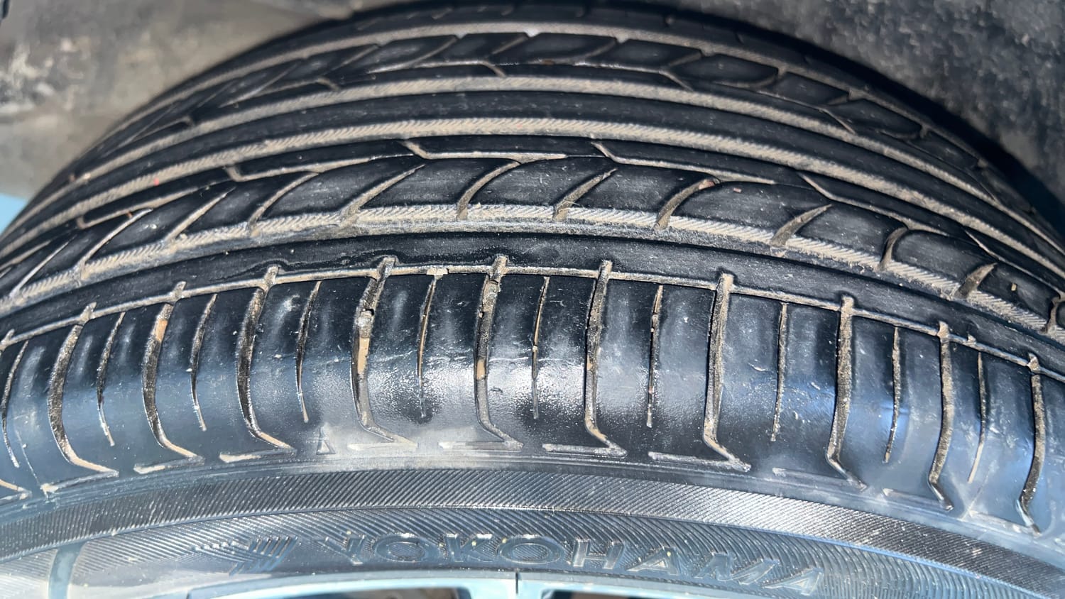 Used 2019 Toyota Corolla Altis GL Petrol Petrol Manual tyres RIGHT REAR TYRE TREAD VIEW