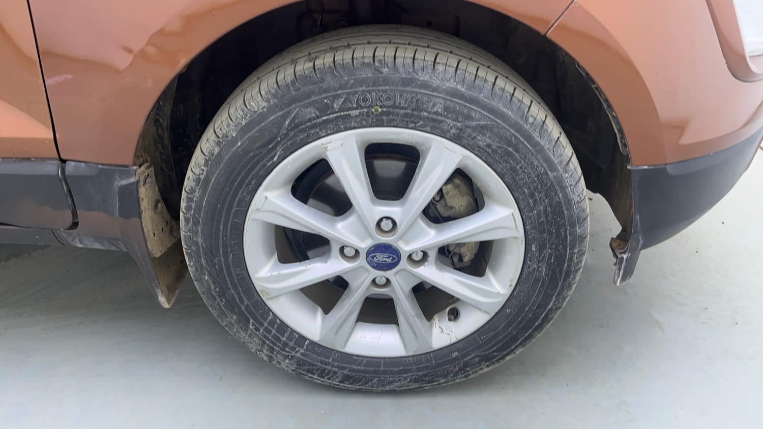 Used 2018 Ford EcoSport Titanium 1.5L Ti-VCT Petrol Manual tyres RIGHT FRONT TYRE RIM VIEW