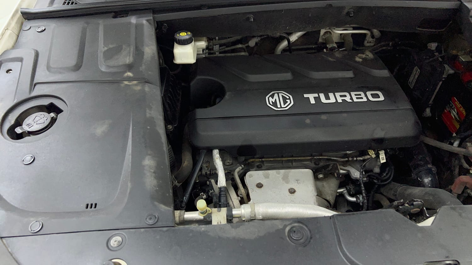 Used 2022 MG Motors Hector Sharp 1.5 Petrol Turbo Hybrid MT Hybrid Manual engine ENGINE RIGHT SIDE VIEW