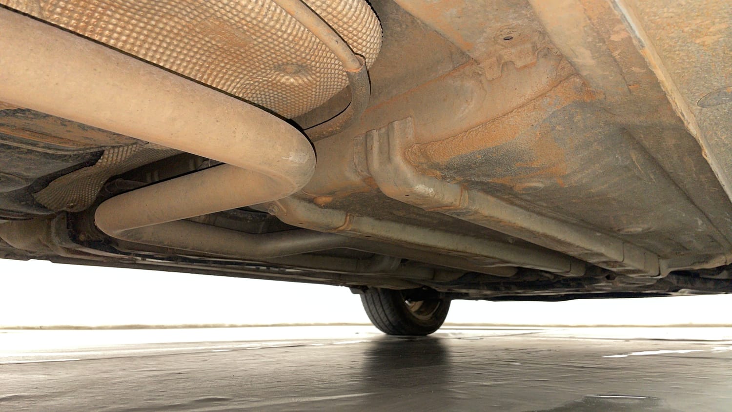 Used 2018 Hyundai Elite i20 Asta 1.4 CRDI Diesel Manual extra REAR RIGHT UNDERBODY VIEW