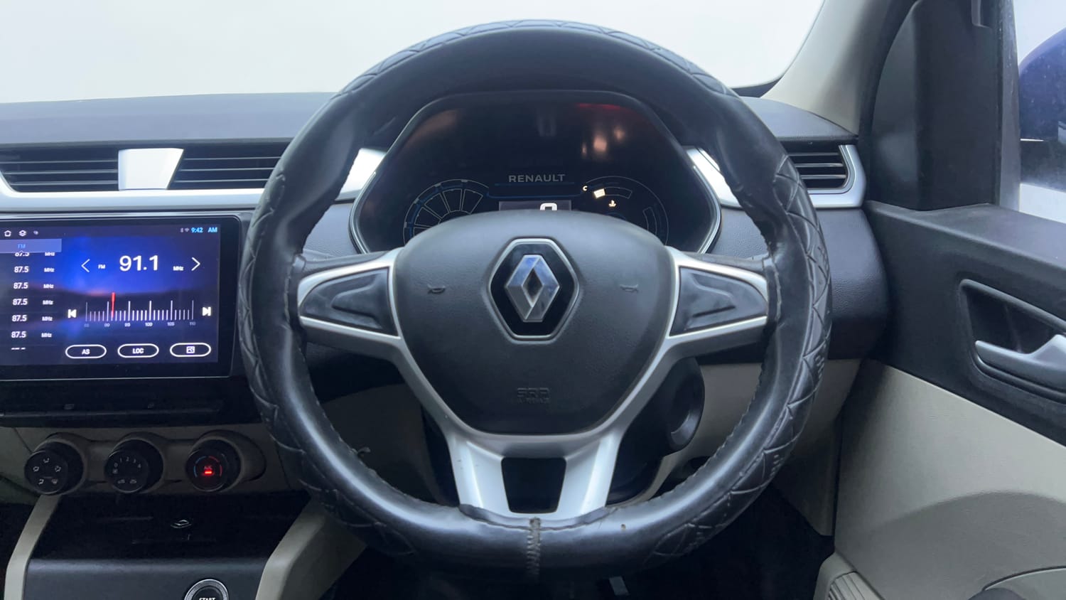 Used 2020 Renault Triber RXZ EASY-R AMT Petrol Automatic interior STEERING VIEW