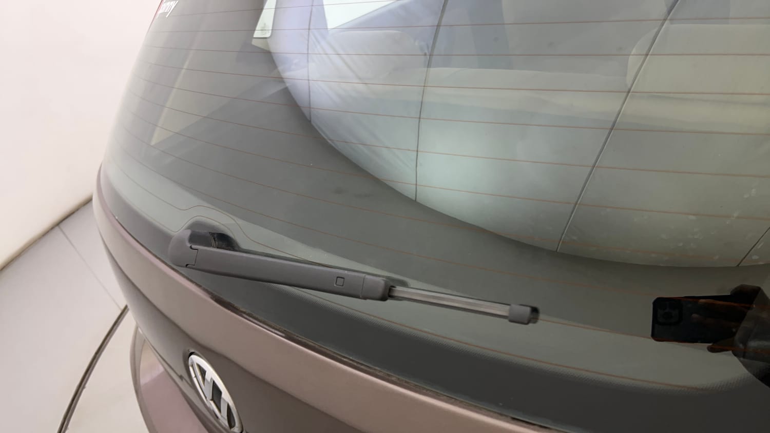 Used 2016 Volkswagen Polo Highline1.5L (D) Diesel Manual top_features Rear wiper
