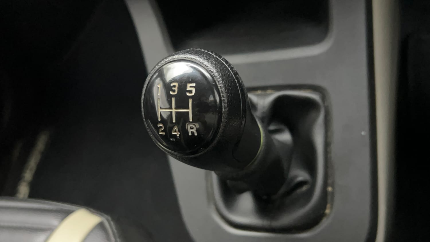 Used 2022 Maruti Suzuki Wagon R 1.0 VXi (O) 1.0 Petrol Manual interior GEAR  KNOB VIEW