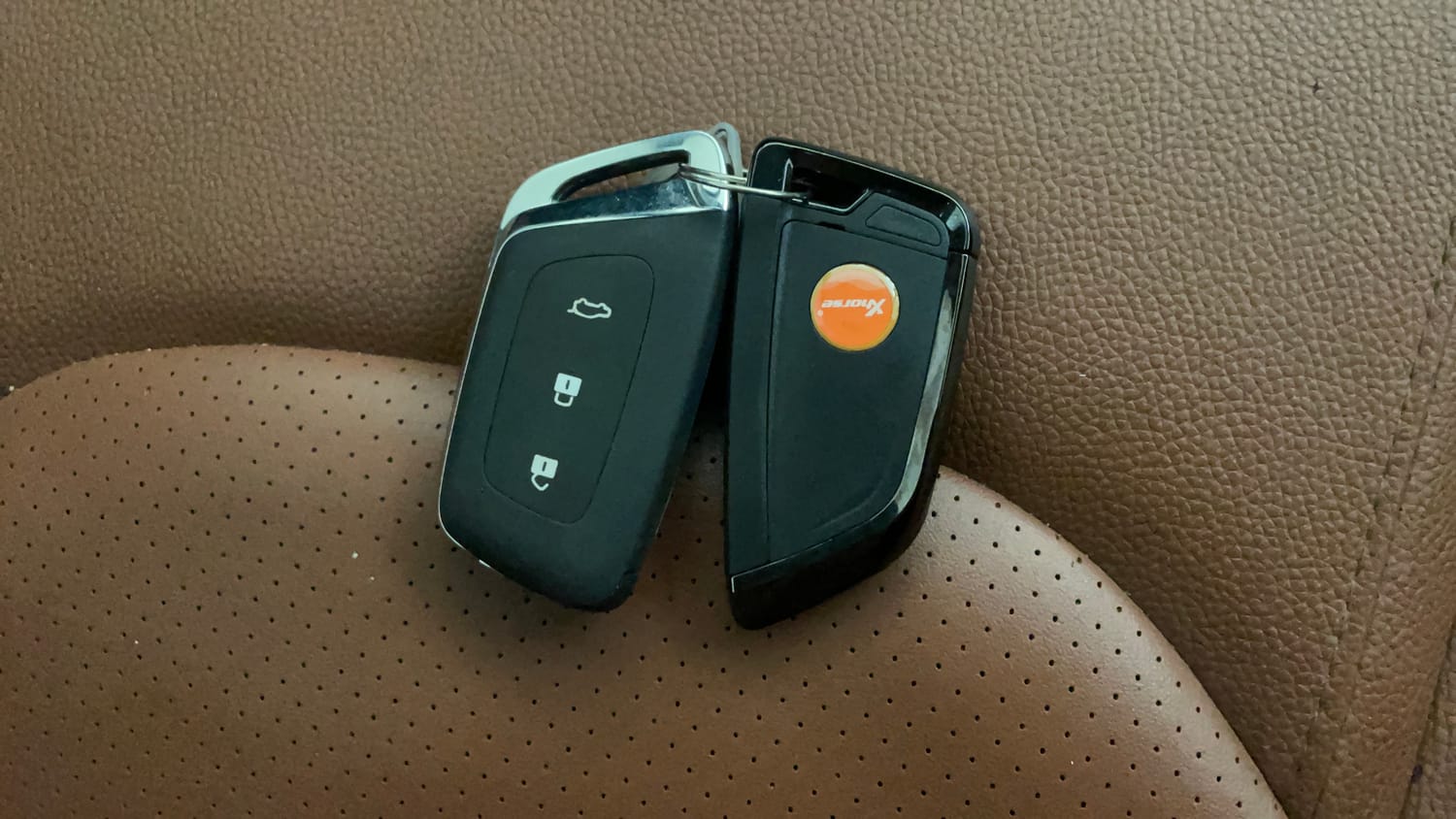 Used 2023 MG Motors Hector Plus Sharp 1.5 Petrol Turbo CVT 6-STR Petrol Automatic extra CAR KEY VIEW