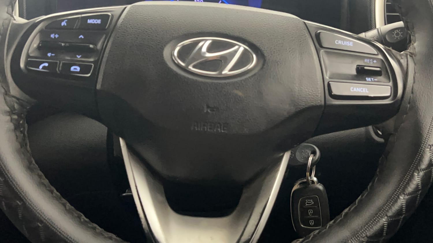 Used 2019 hyundai Venue SX 1.0 Turbo Petrol Petrol Manual top_features Airbags