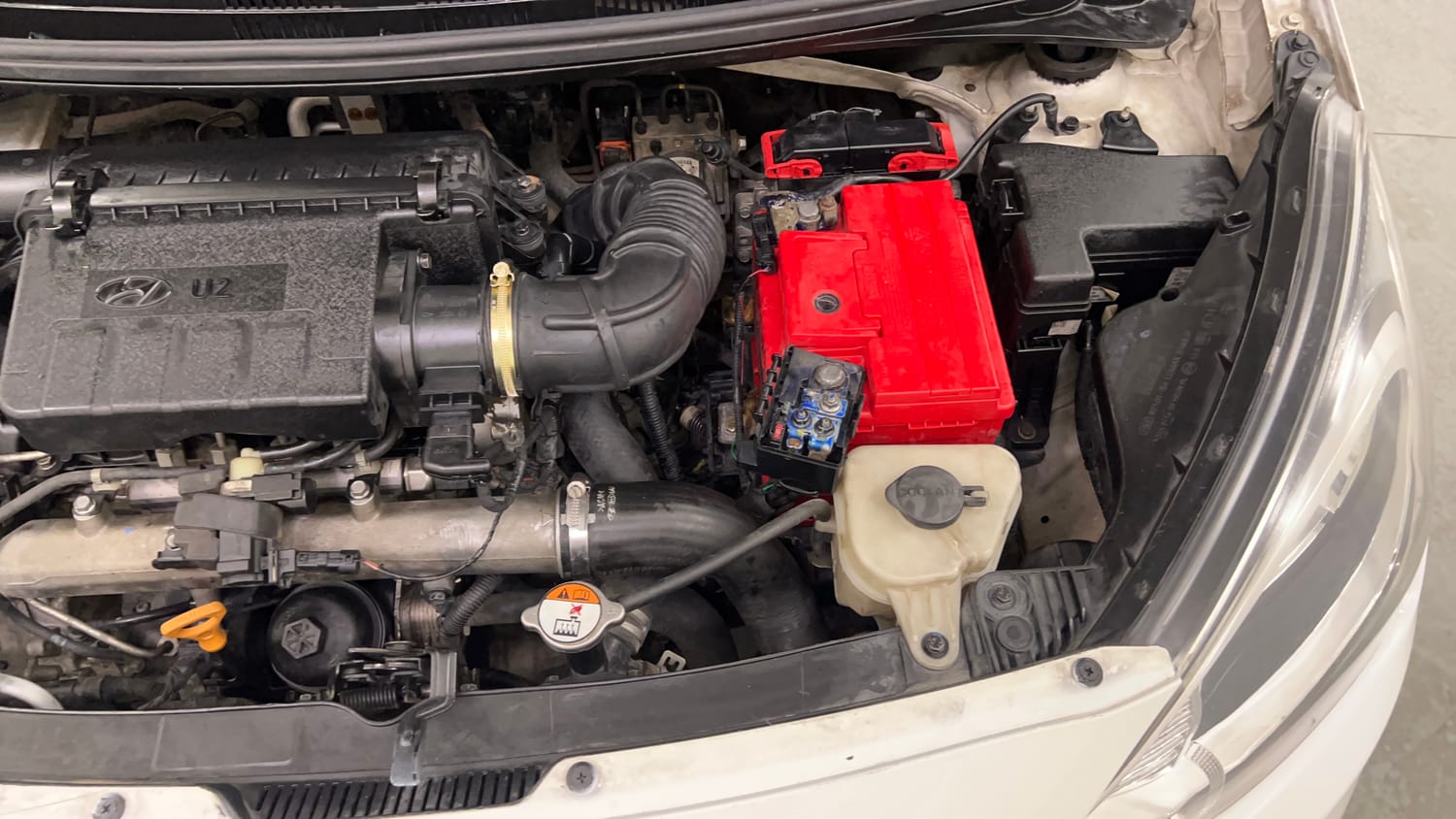 Used 2018 Hyundai Xcent SX 1.1 CRDi Diesel Manual engine ENGINE LEFT SIDE VIEW