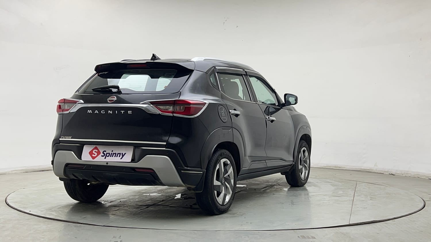 Used 2023 Nissan Magnite XL Petrol+Cng (Outside fitted) Cng Manual exterior RIGHT REAR CORNER VIEW