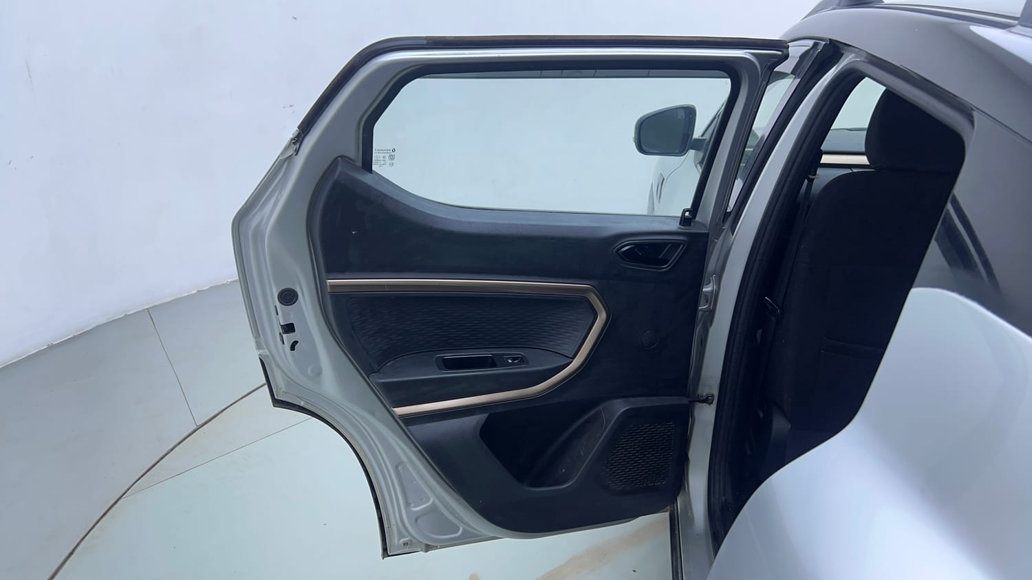Used 2021 Renault Kiger RXT 1.0 Turbo MT Petrol Manual interior LEFT REAR DOOR OPEN VIEW