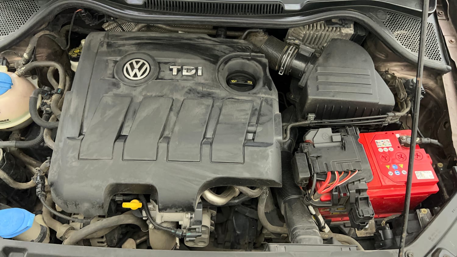 Used 2016 Volkswagen Polo Highline1.5L (D) Diesel Manual engine ENGINE LEFT SIDE VIEW