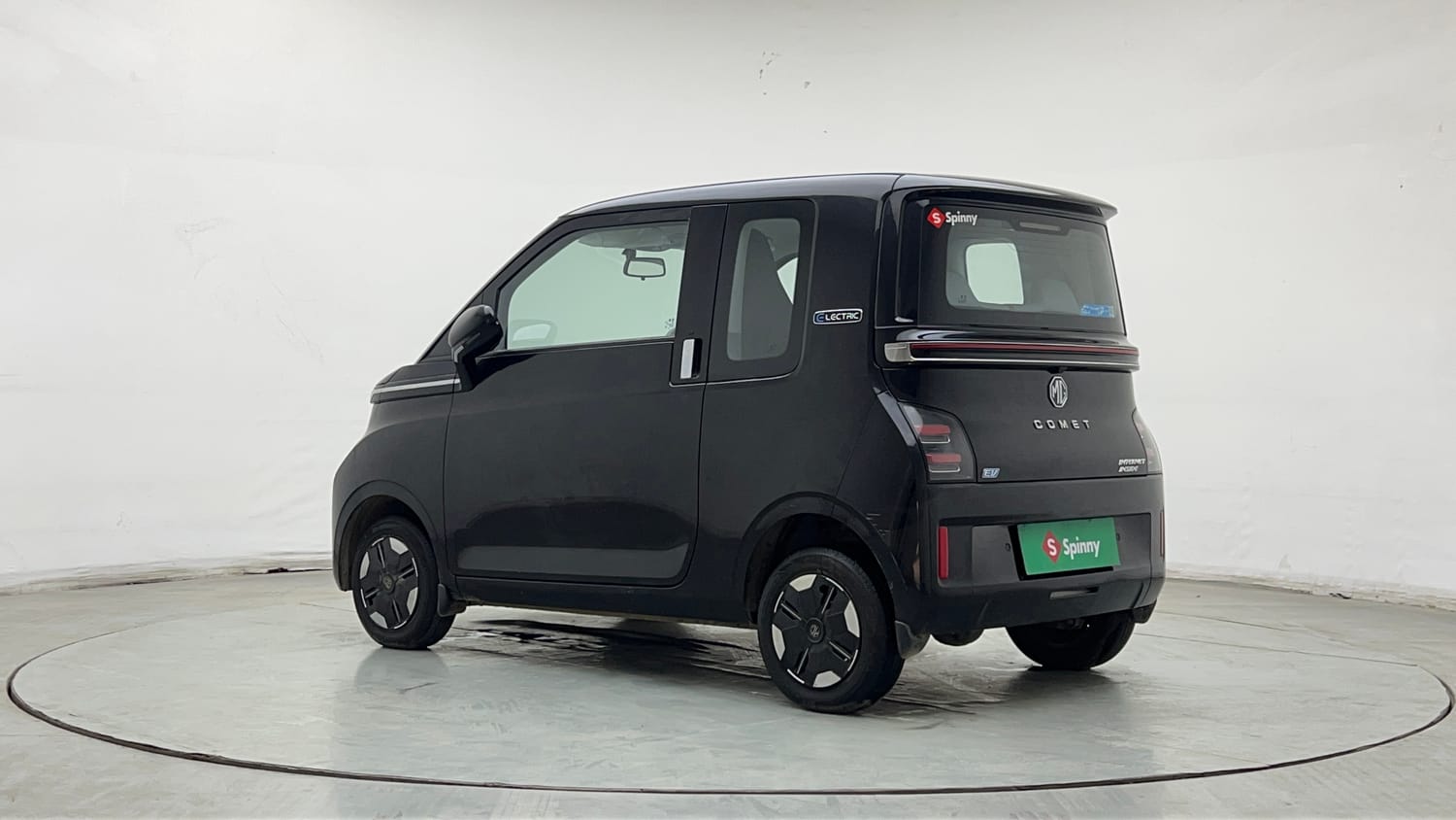 Used 2025 MG Motors Comet EV Exclusive FC Electric Automatic exterior LEFT REAR CORNER VIEW