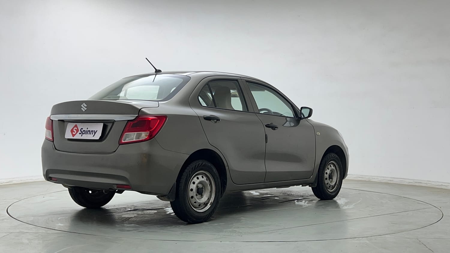 Used 2022 Maruti Suzuki Dzire LXi Petrol Manual exterior RIGHT REAR CORNER VIEW