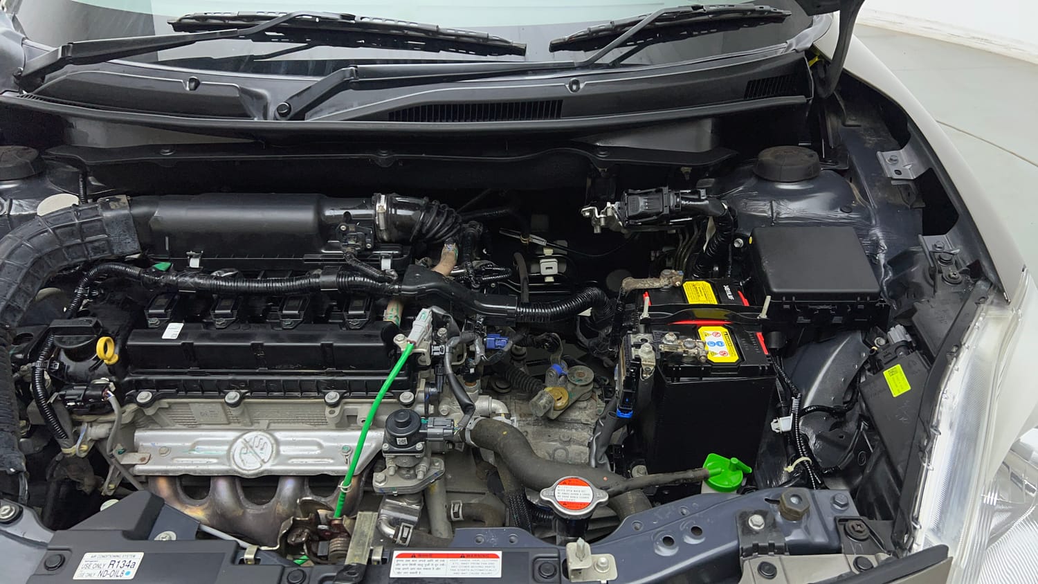 Used 2022 Maruti Suzuki Dzire LXi Petrol Manual engine ENGINE LEFT SIDE VIEW