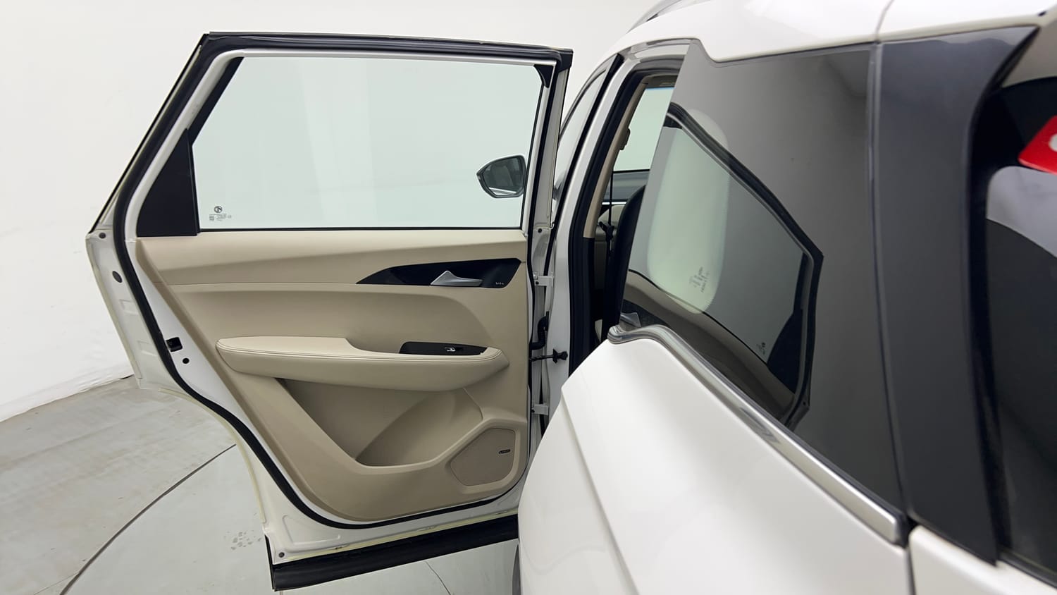 Used 2022 MG Motors Hector Sharp 1.5 Petrol Turbo Hybrid MT Hybrid Manual interior LEFT REAR DOOR OPEN VIEW