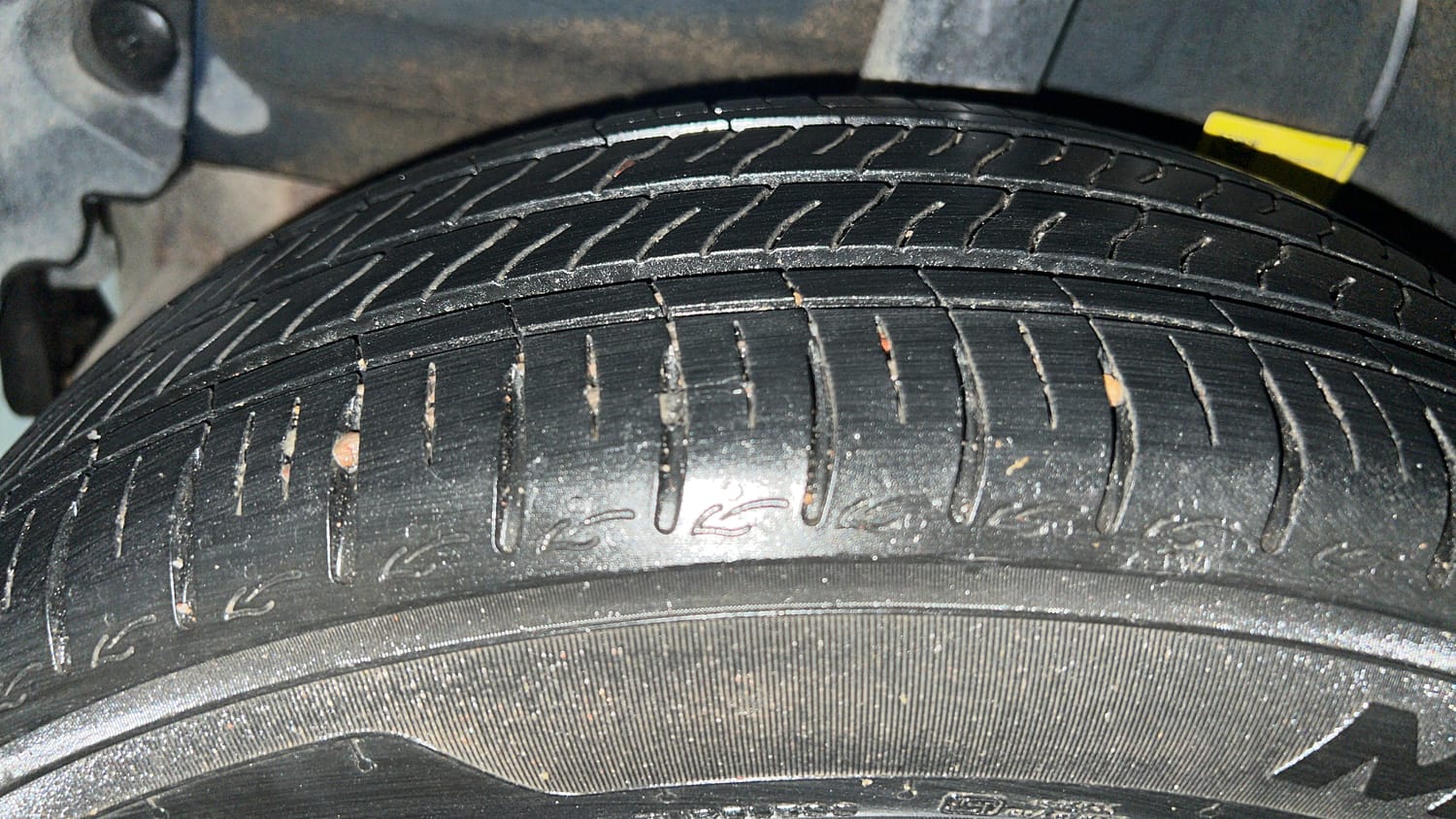 Used 2023 Hyundai Grand i10 Nios Sportz 1.2 Kappa VTVT Petrol Manual tyres RIGHT REAR TYRE TREAD VIEW