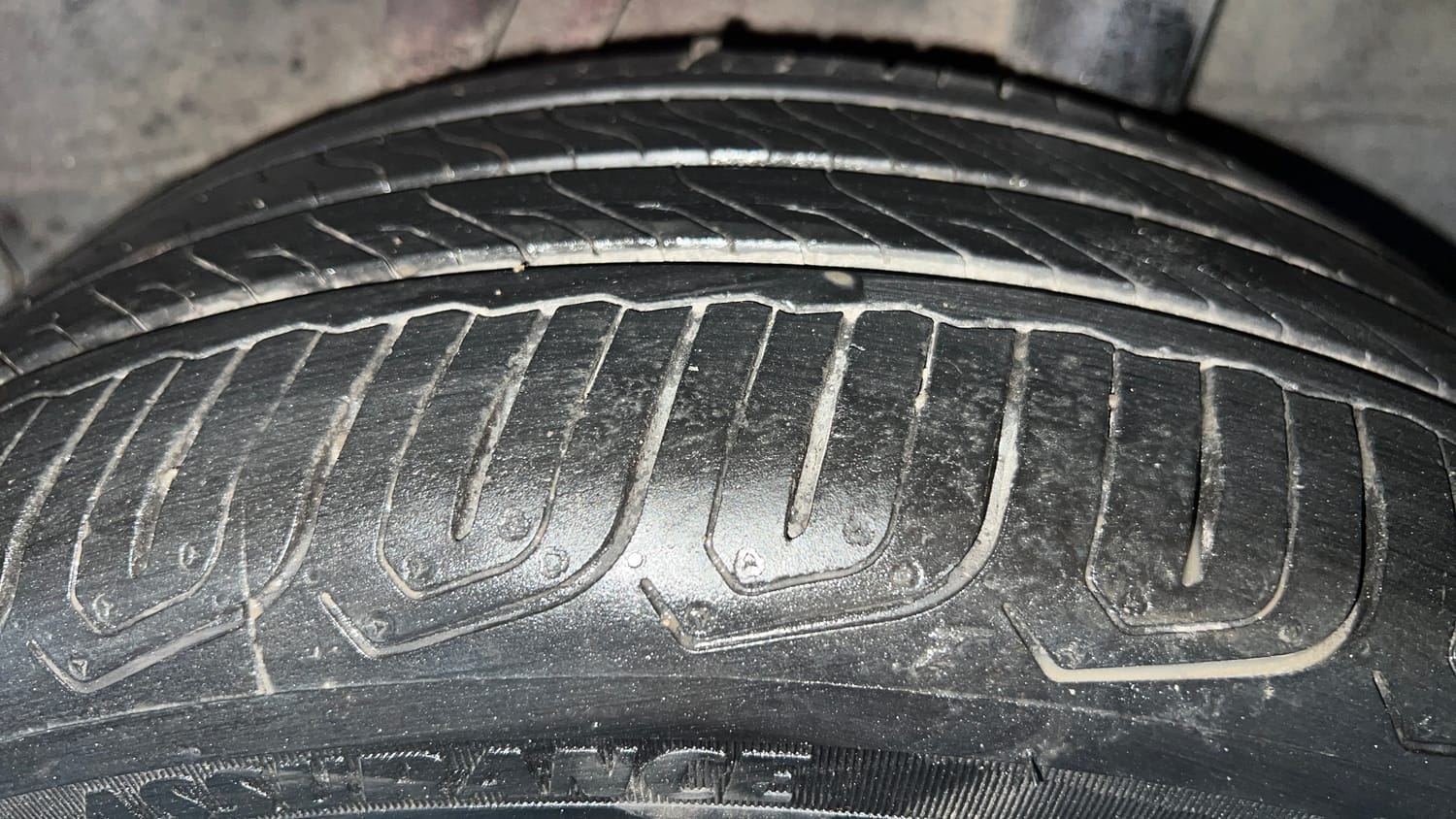 Used 2017 Honda City ZX CVT Petrol Petrol Automatic tyres LEFT REAR TYRE TREAD VIEW