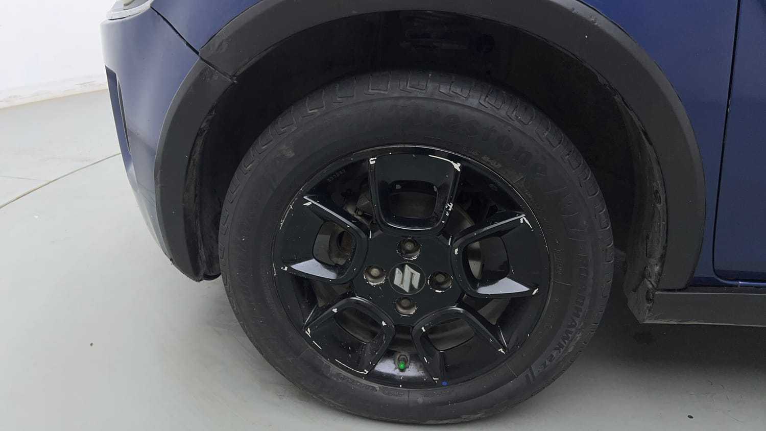 Used 2020 Maruti Suzuki Ignis Zeta 1.2 MT Petrol Manual tyres LEFT FRONT TYRE RIM VIEW