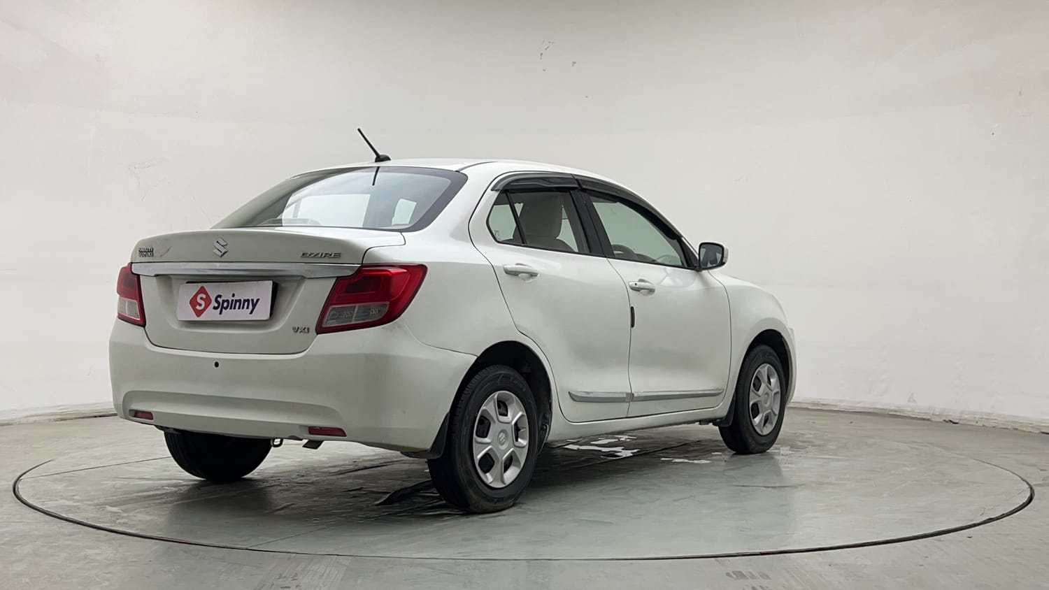 Used 2017 Maruti Suzuki Dzire VXi Petrol Manual exterior RIGHT REAR CORNER VIEW