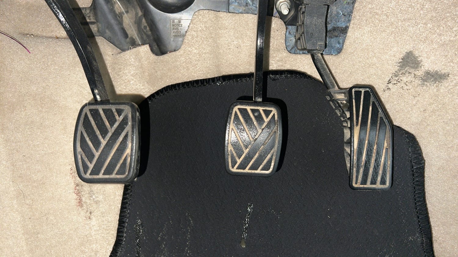 Used 2022 Maruti Suzuki Dzire ZXi Plus Petrol Manual interior PEDALS VIEW