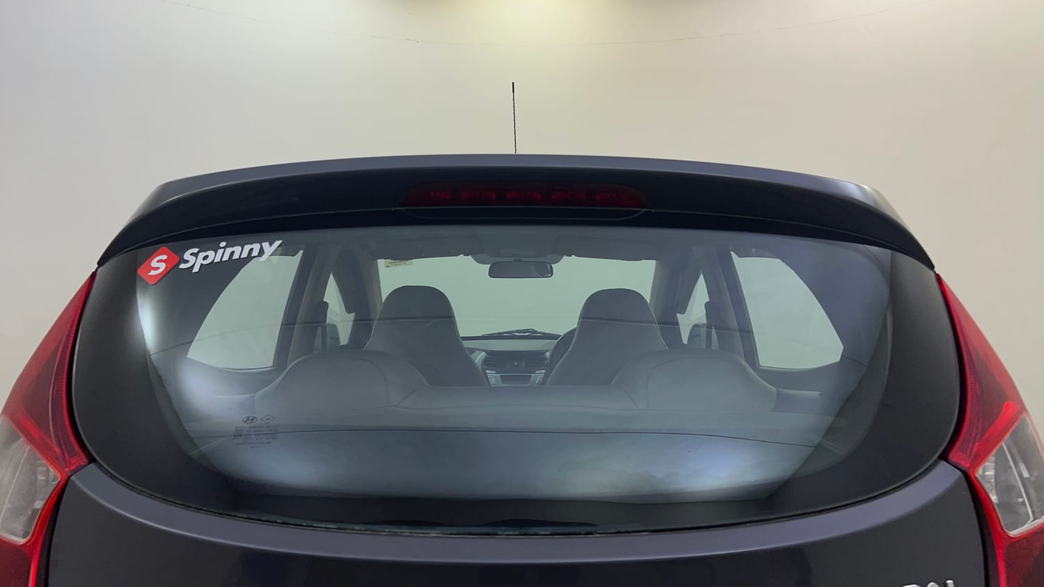 Used 2017 hyundai Eon Magna+ (O) Petrol Manual exterior BACK WINDSHIELD VIEW