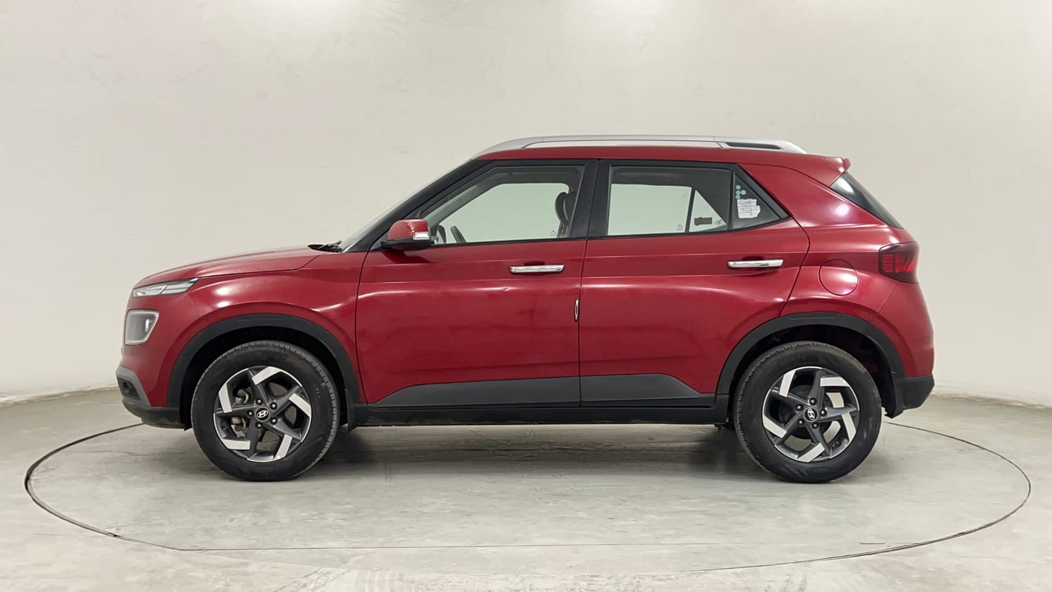 Used 2020 Hyundai Venue SX Plus 1.0 Turbo DCT Petrol Automatic exterior LEFT SIDE VIEW
