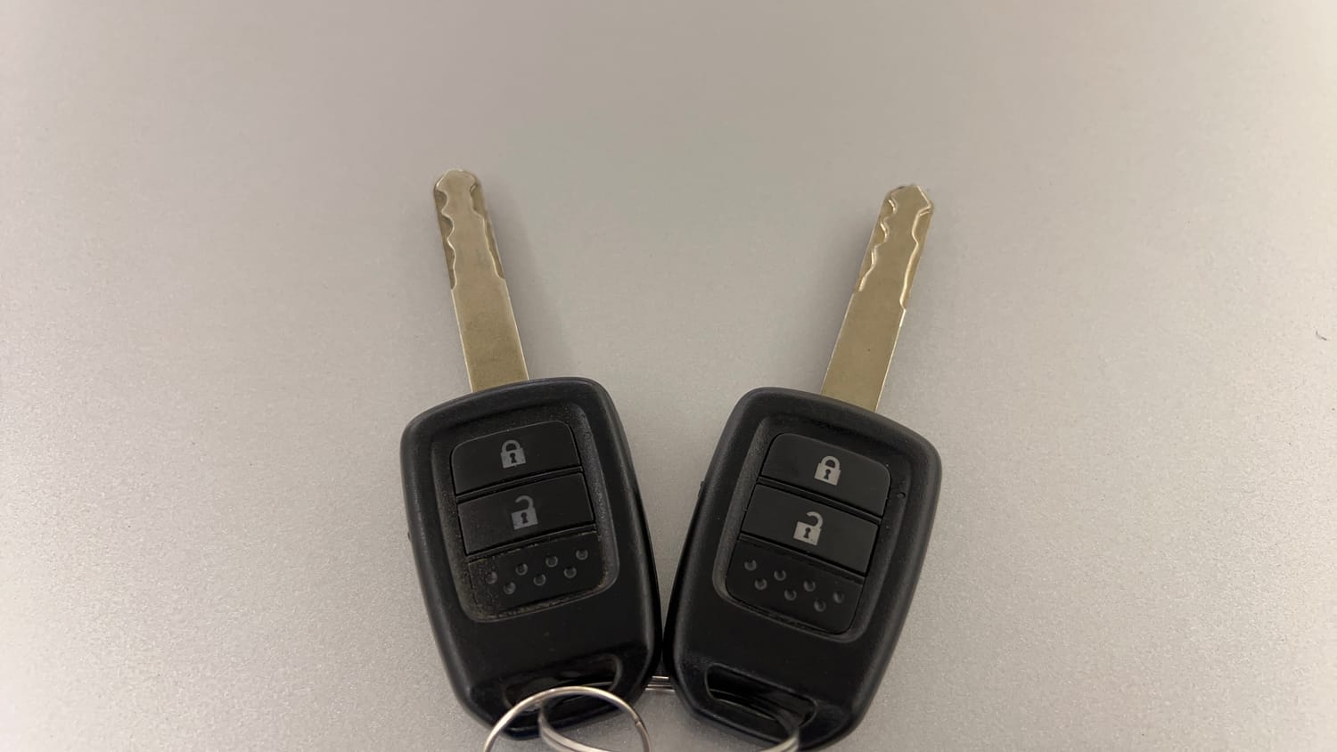 Used 2016 Honda City V Petrol Manual extra CAR KEY VIEW