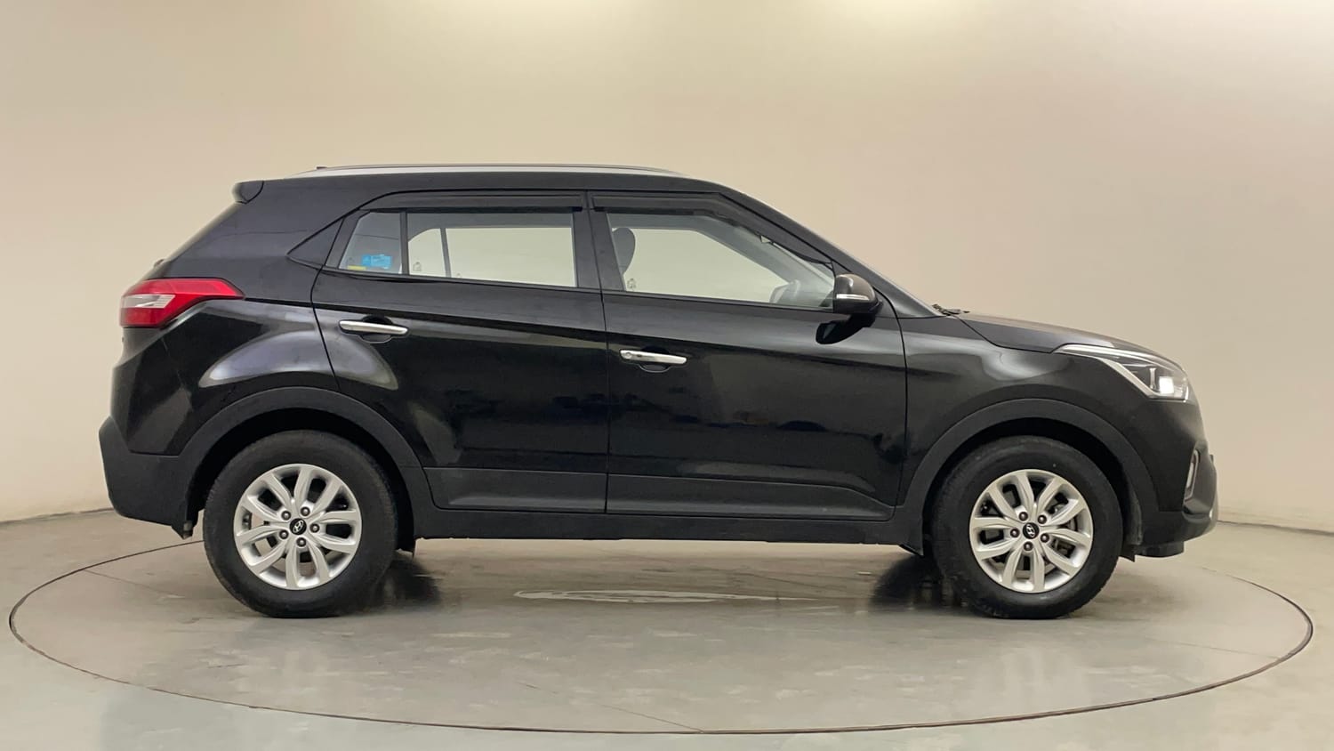 Used 2020 Hyundai Creta SX 1.6 Petrol Petrol Manual exterior RIGHT SIDE VIEW