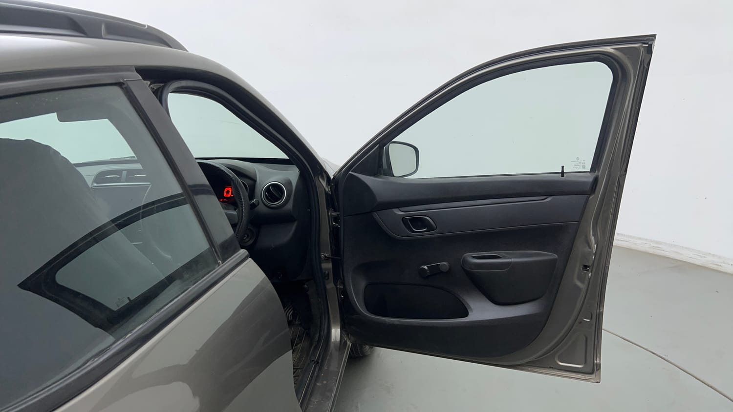 Used 2017 Renault Kwid 1.0 RXL AMT Petrol Automatic interior RIGHT FRONT DOOR OPEN VIEW
