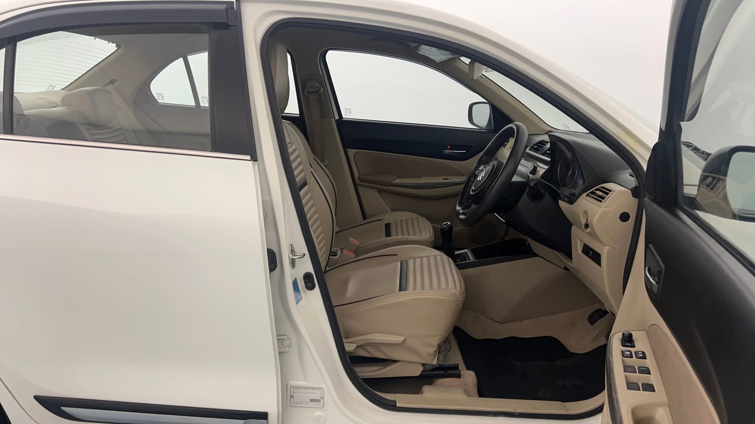 Used 2022 Maruti Suzuki Dzire ZXi Plus Petrol Manual interior RIGHT SIDE FRONT DOOR CABIN VIEW